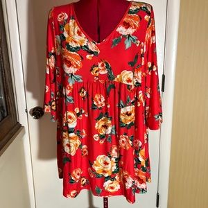 Voll Flowered, Flared Sleeve Top